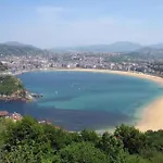 New Gorgeous - Beachfront - 3 Bd * San Sebastian