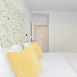 Apartment New Gorgeous - Beachfront - 3 Bd San Sebastian