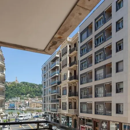 아파트 New Gorgeous - Beachfront - 3 Bd *