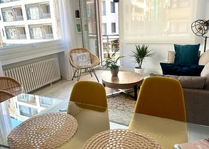 New Gorgeous - Beachfront - 3 Bd Appartement *