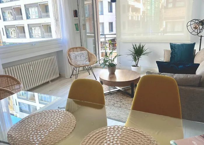 Appartement New Gorgeous - Beachfront - 3 Bd *