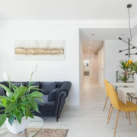 New Gorgeous - Beachfront - 3 Bd * San Sebastian