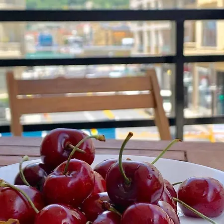 New Gorgeous - Beachfront - 3 Bd شقة *