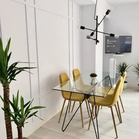 New Gorgeous - Beachfront - 3 Bd