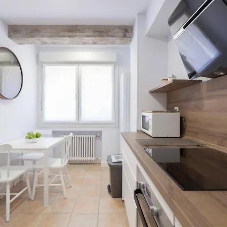 New Gorgeous - Beachfront - 3 Bd Apartment San Sebastian