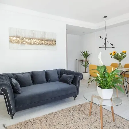 Apartment New Gorgeous - Beachfront - 3 Bd