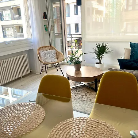 New Gorgeous - Beachfront - 3 Bd شقة *