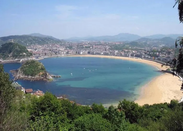 New Gorgeous - Beachfront - 3 Bd * San Sebastian