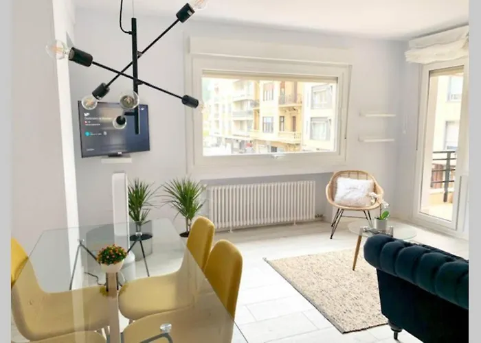 New Gorgeous - Beachfront - 3 Bd San Sebastian