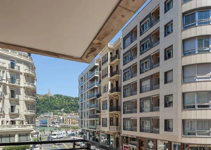 Lejlighed New Gorgeous - Beachfront - 3 Bd *